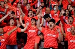 开云体育中国官网-河北华夏幸福对决广州恒大，中场争夺或左右胜负