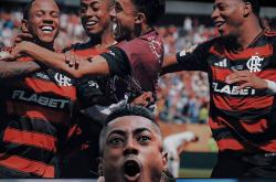 开云体育亚洲官网-盛大对决！欧洲豪门再战赛场