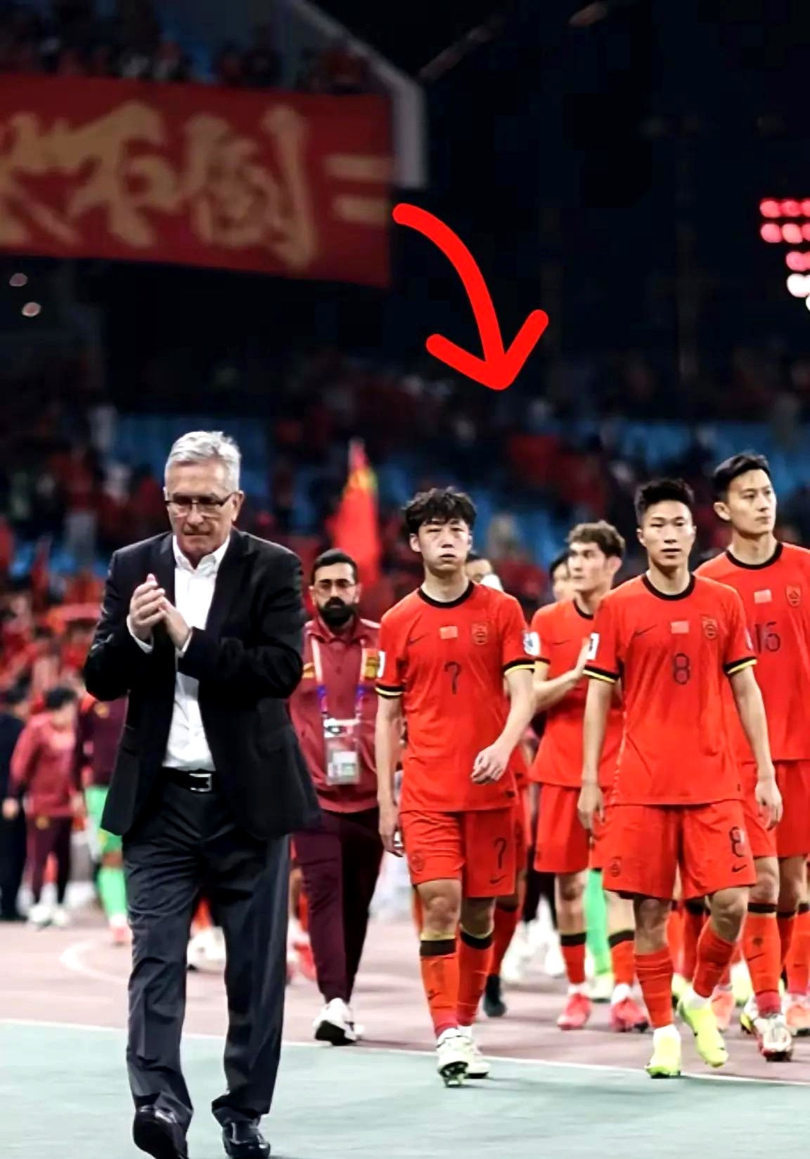 小国球队大胜对手，引发球迷惊叹