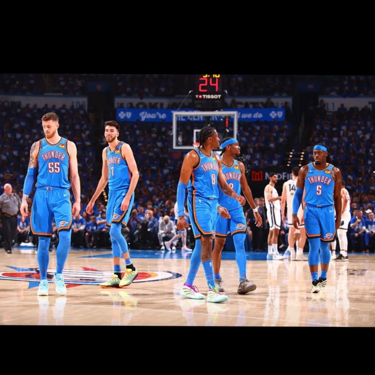 猛龙客场惨败灰熊,连胜终结 猛龙客场惨败灰熊,连胜终结