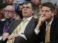 雷恩中场连犯低级错误，主教练需警醒球队