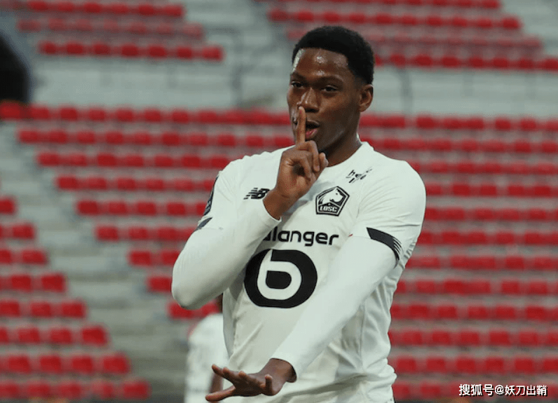 里尔主场稳守，法国联赛前人一步