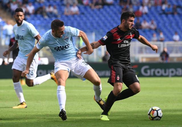 里昂主场不敌尼斯，遭遇本赛季首败