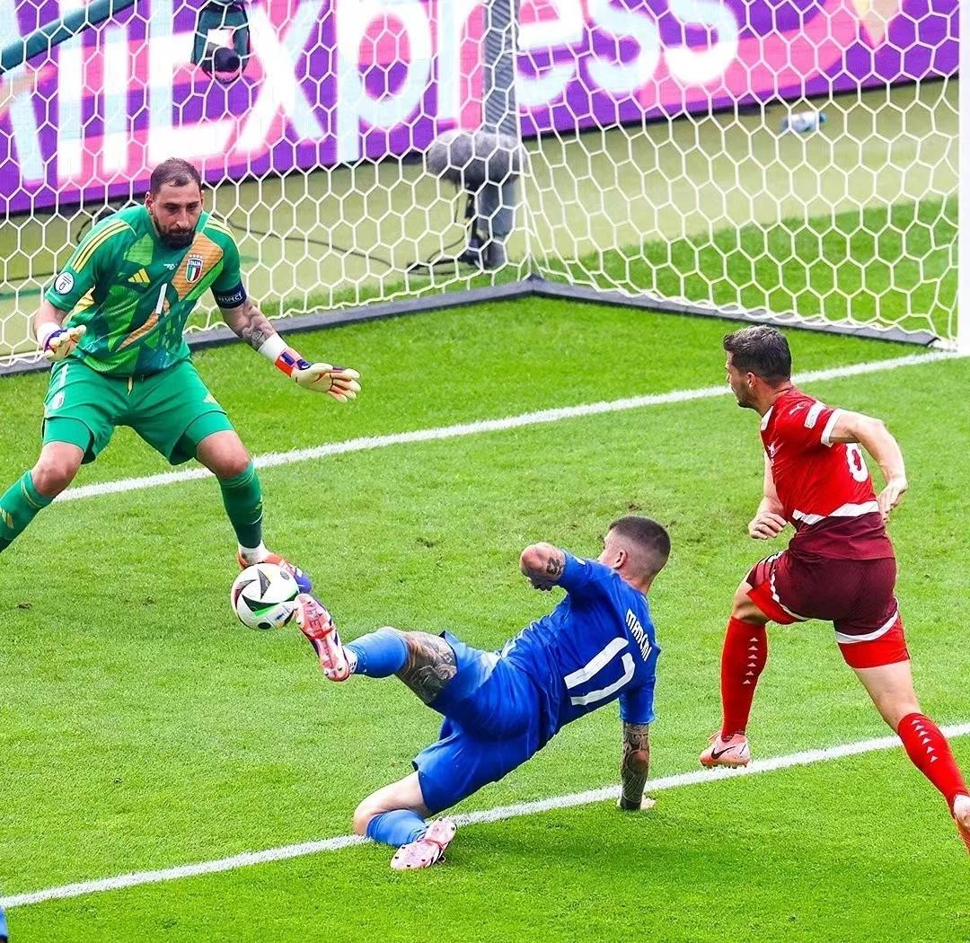 瑞士国家队在比赛中展现强悍实力 瑞士国家队在比赛中展现强悍实力